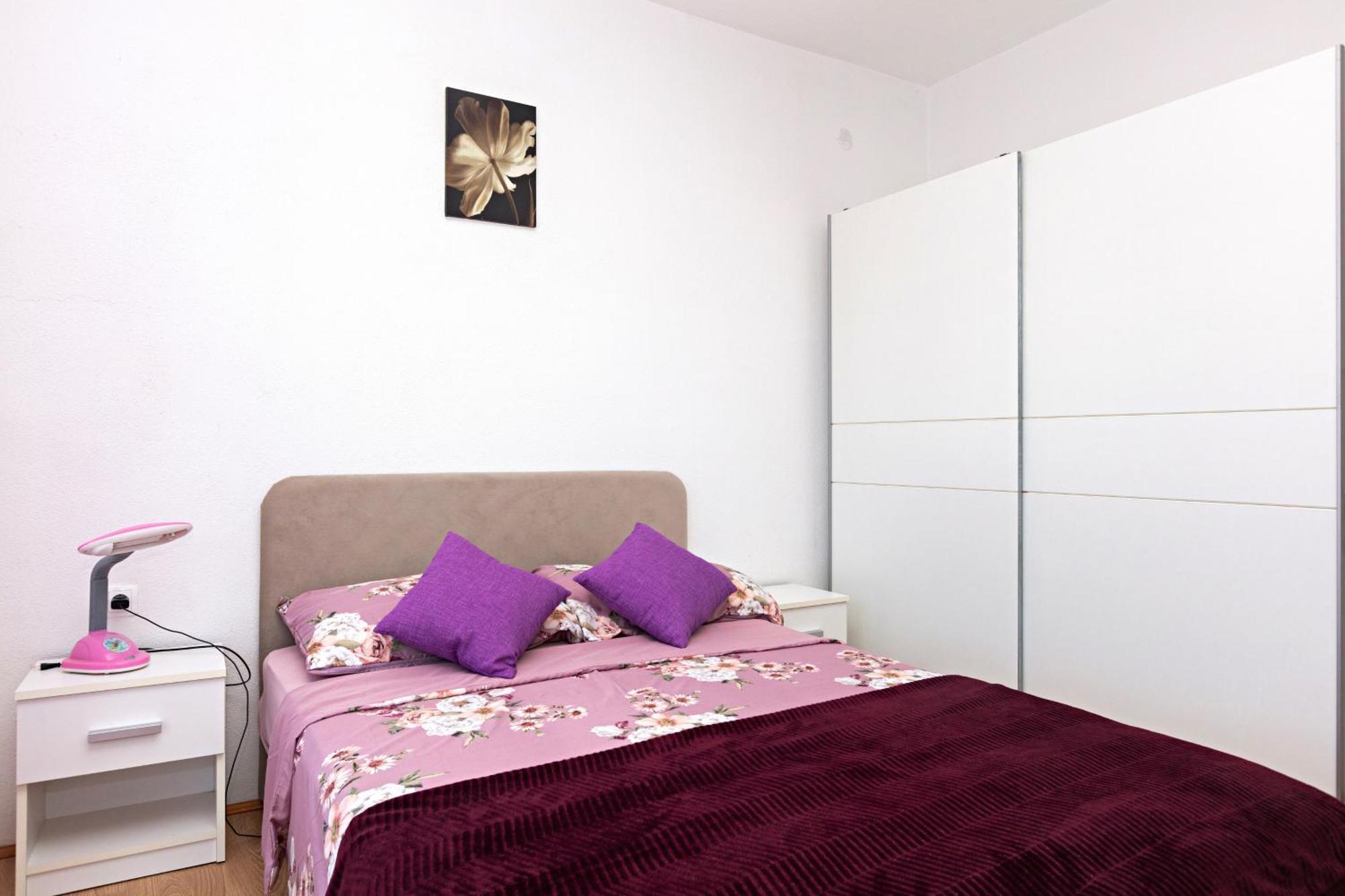 With A Parking Space Pirovac, Sibenik - 13263 Apartment